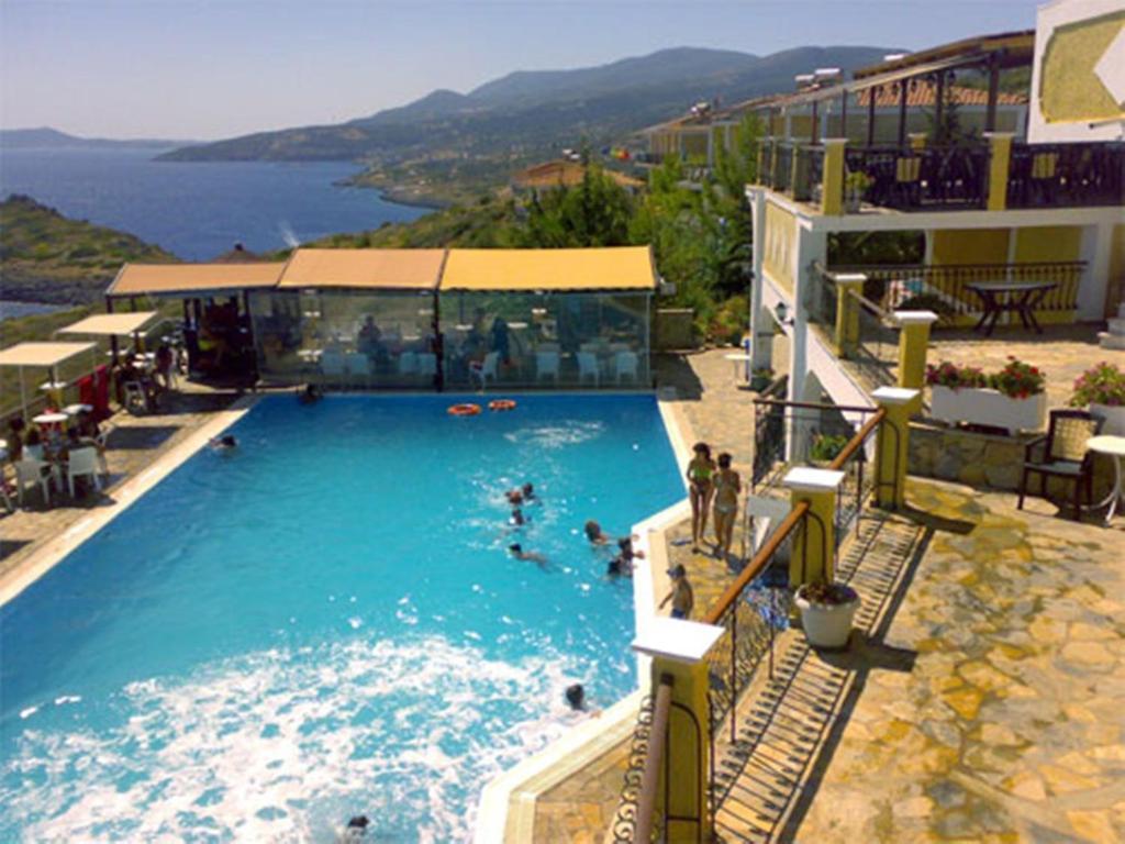 Blue Beach Hotel Agios Nikolaos  Exterior photo